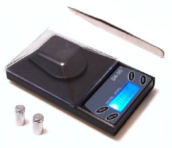    BALANCE DE TRES HAUTE PRECISION   PAKWA  DA-20   Pèse 20 gr précision 0,001 gr 